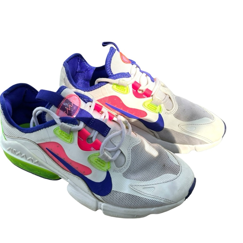 Women's Nike Air Max Size 6 Low Top Sneakers Shoes